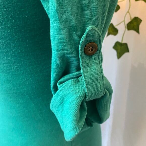 Doublju Women’s V Neck Folded Sleeve Top Size Medium Color Green - Picture 4 of 5